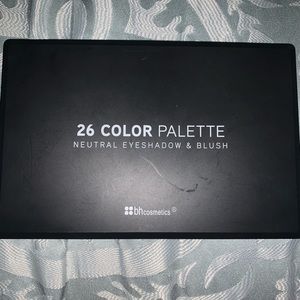 BH cosmetics neutral eyeshadow and blush palette